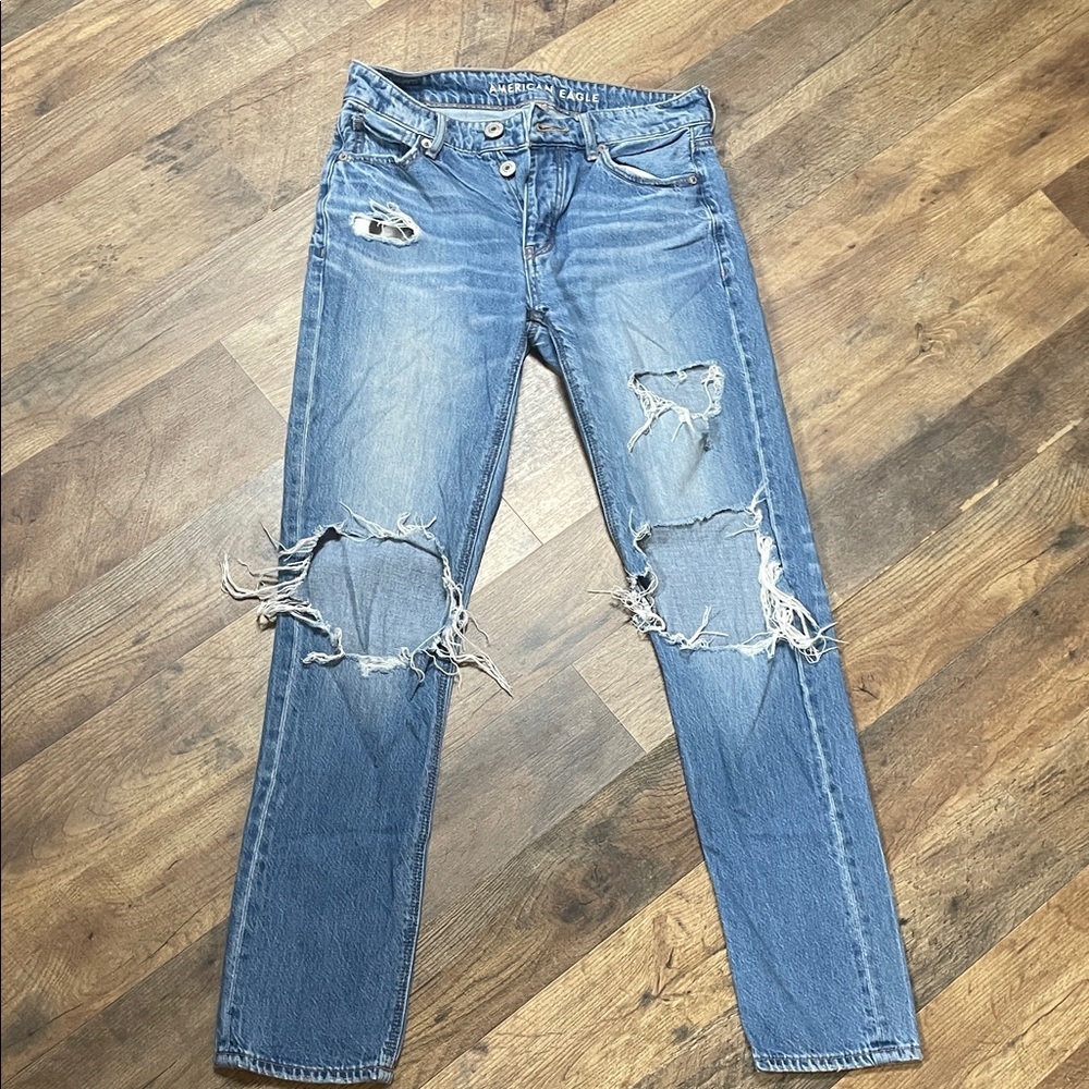American Eagle Outfitters Distressed Blue Jeans